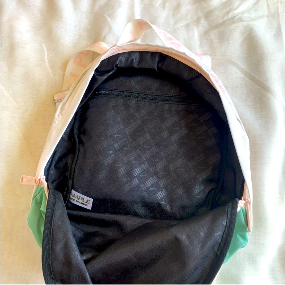 ♡ *:゚*。⋆ฺ Puma Backpack NWOT - Picture 8 of 8